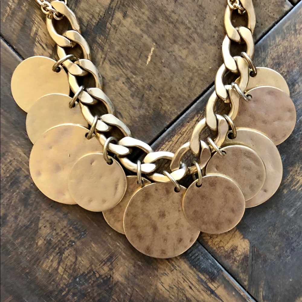 🍌 BANANA REPUBLIC gold coin necklace 🖤